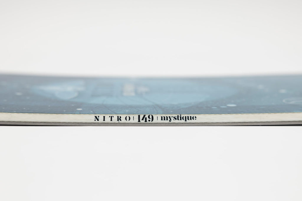 Nitro Snowboards Women's Mystique Board '25 Good Natured Girls Board All-Mountain Gullwing Directional Twin