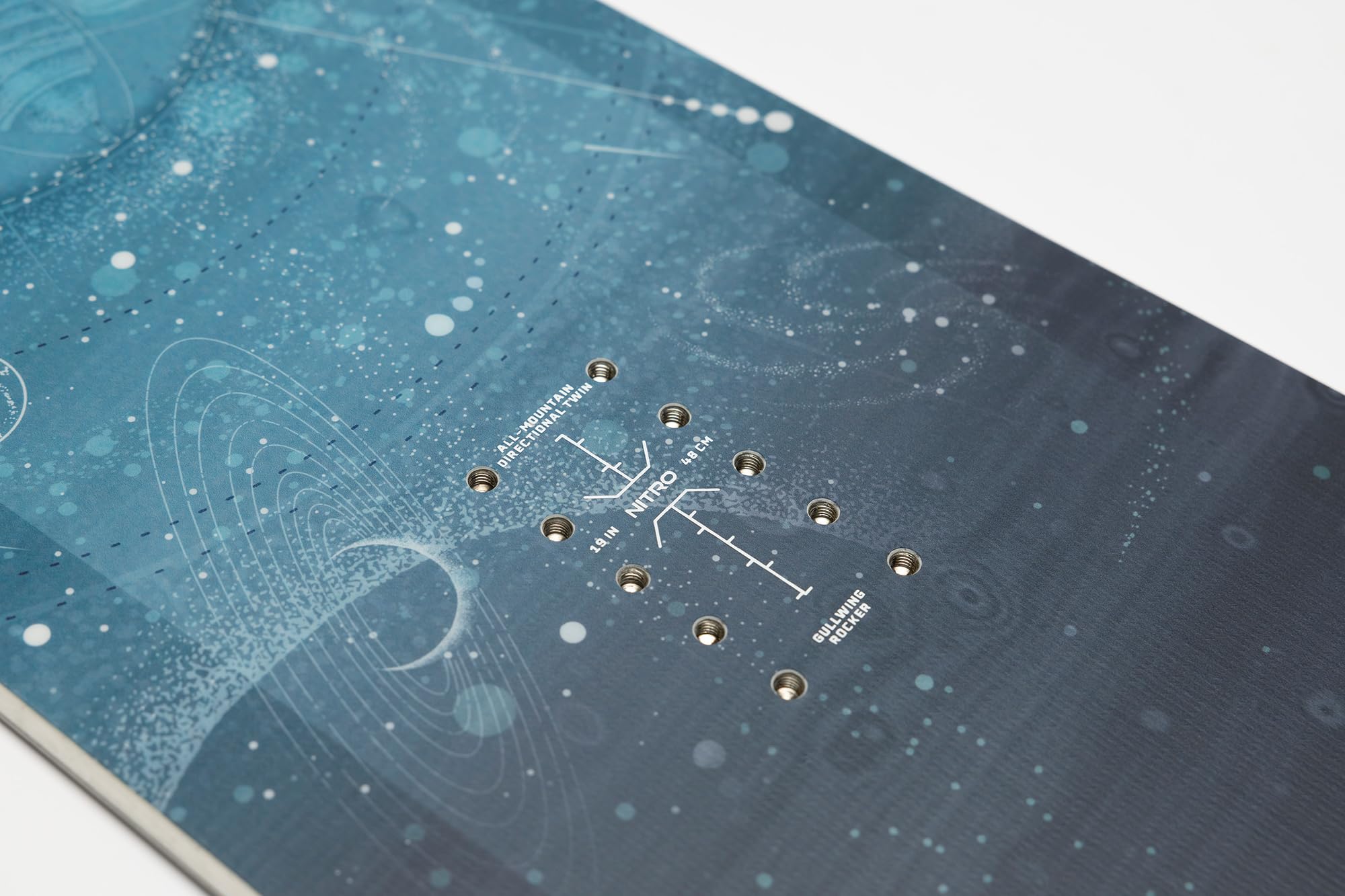 Nitro Snowboards Women's Mystique Board '25 Good Natured Girls Board All-Mountain Gullwing Directional Twin