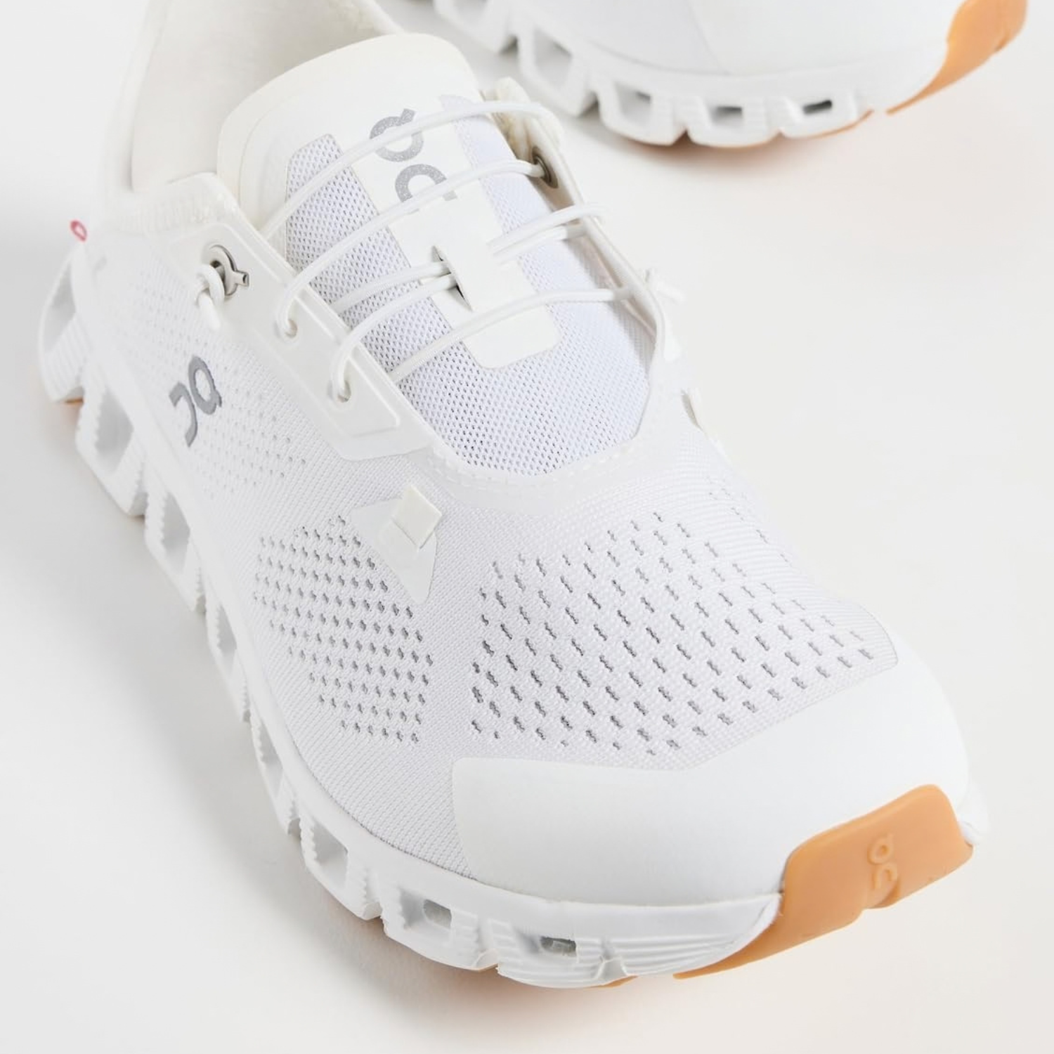 on-cloud-5-coast-all-white-womens